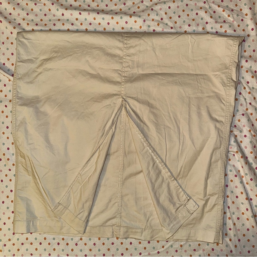 Leslie Fay Beige A-Line Skirt - Size 16 Midi Pockets Slit Front - Picture 3 of 4